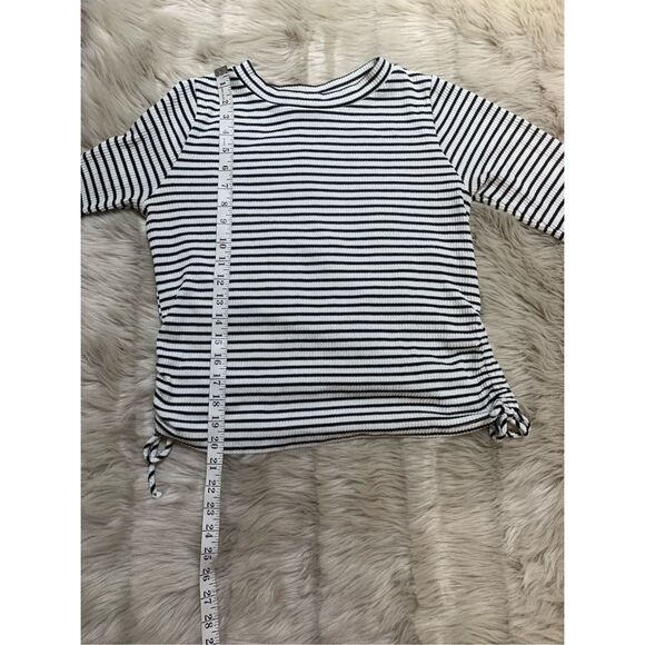 Cherish Stripped Top Medium - Picture 6 of 7